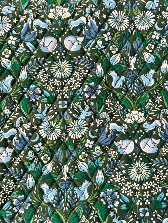 Vera Bradley NWT Large Tote Bag in Enchanted Woodland - Picture 4 of 5